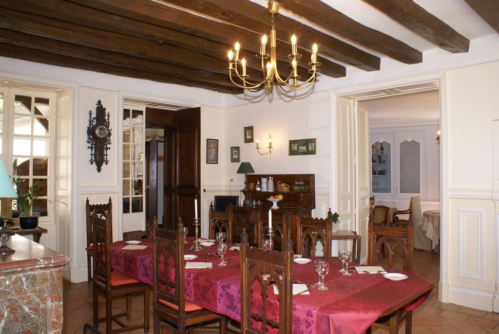 Hostellerie Du Chateau De L'Isle La Croix-en-Touraine 외부 사진