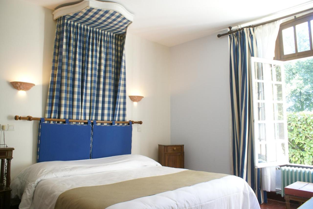Hostellerie Du Chateau De L'Isle La Croix-en-Touraine 외부 사진