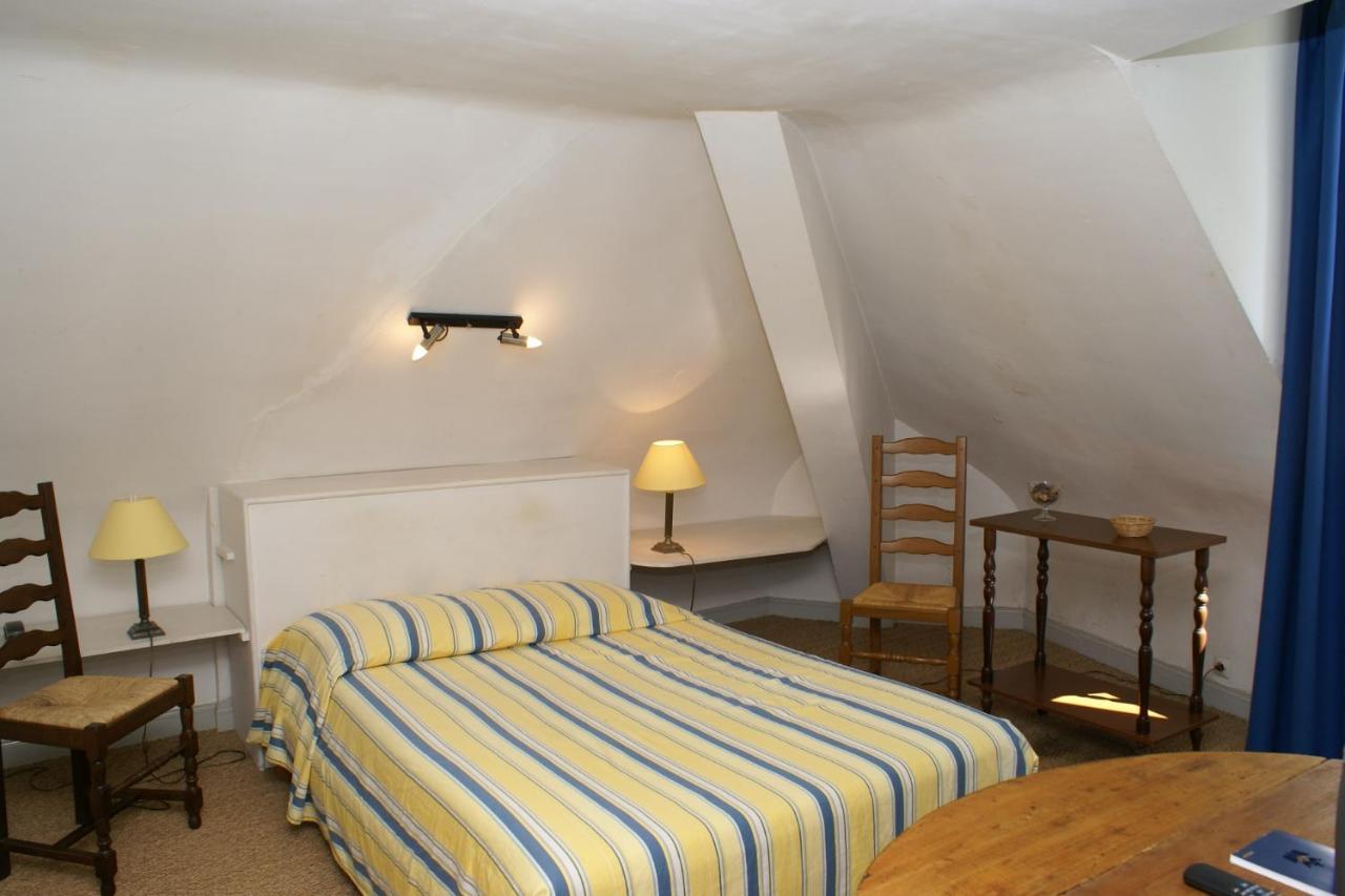 Hostellerie Du Chateau De L'Isle La Croix-en-Touraine 외부 사진